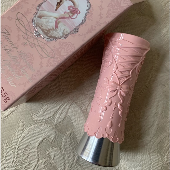 Flower Knows Makeup Swan Ballet Satin Lipstick in Little Star B01 BNIB - Picture 1 of 15